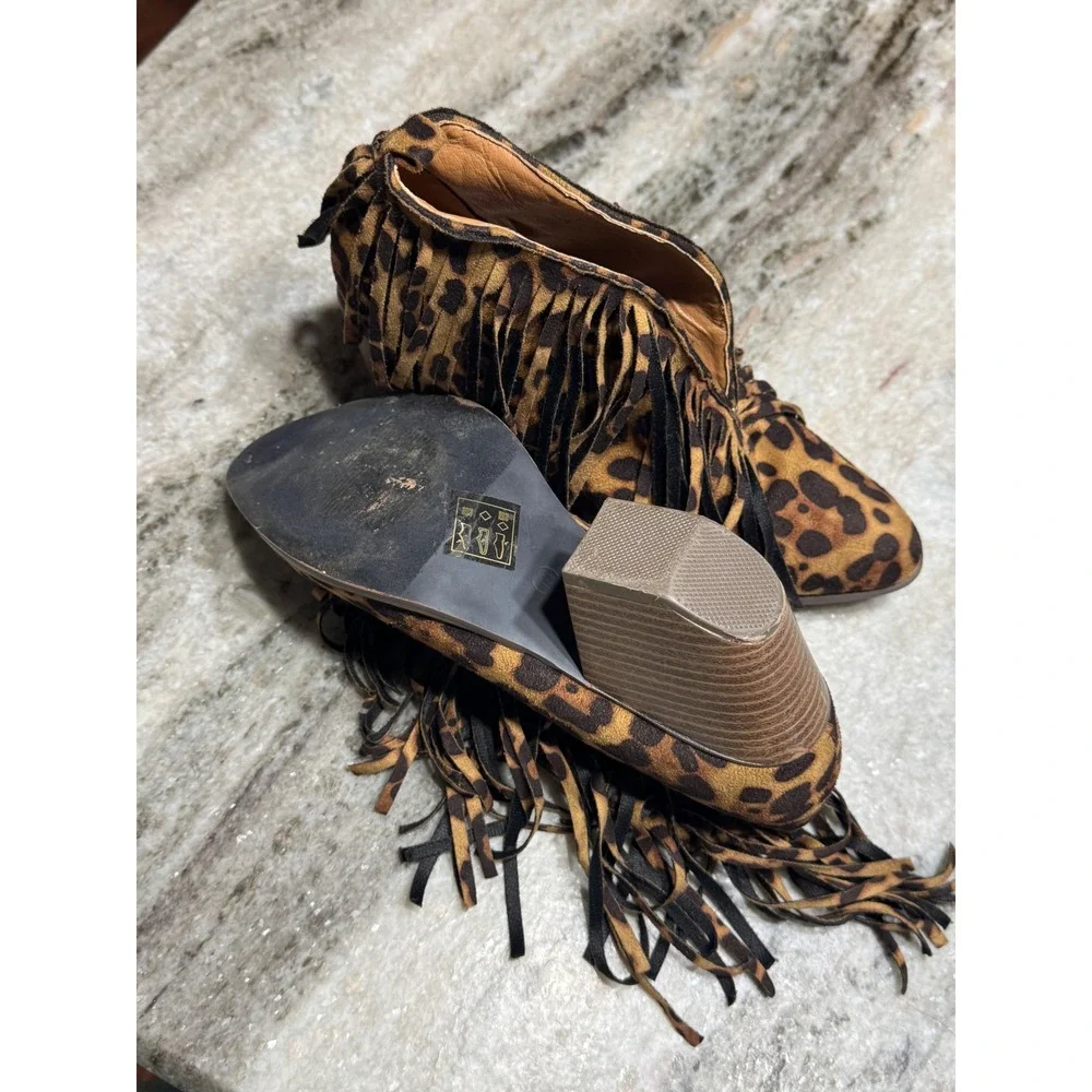 Beast Fashion Ankle Booties Women 7.5 Fringe Leopard Animal Print Brown Pointed